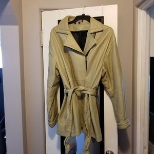 Meet your Posher, Shirley